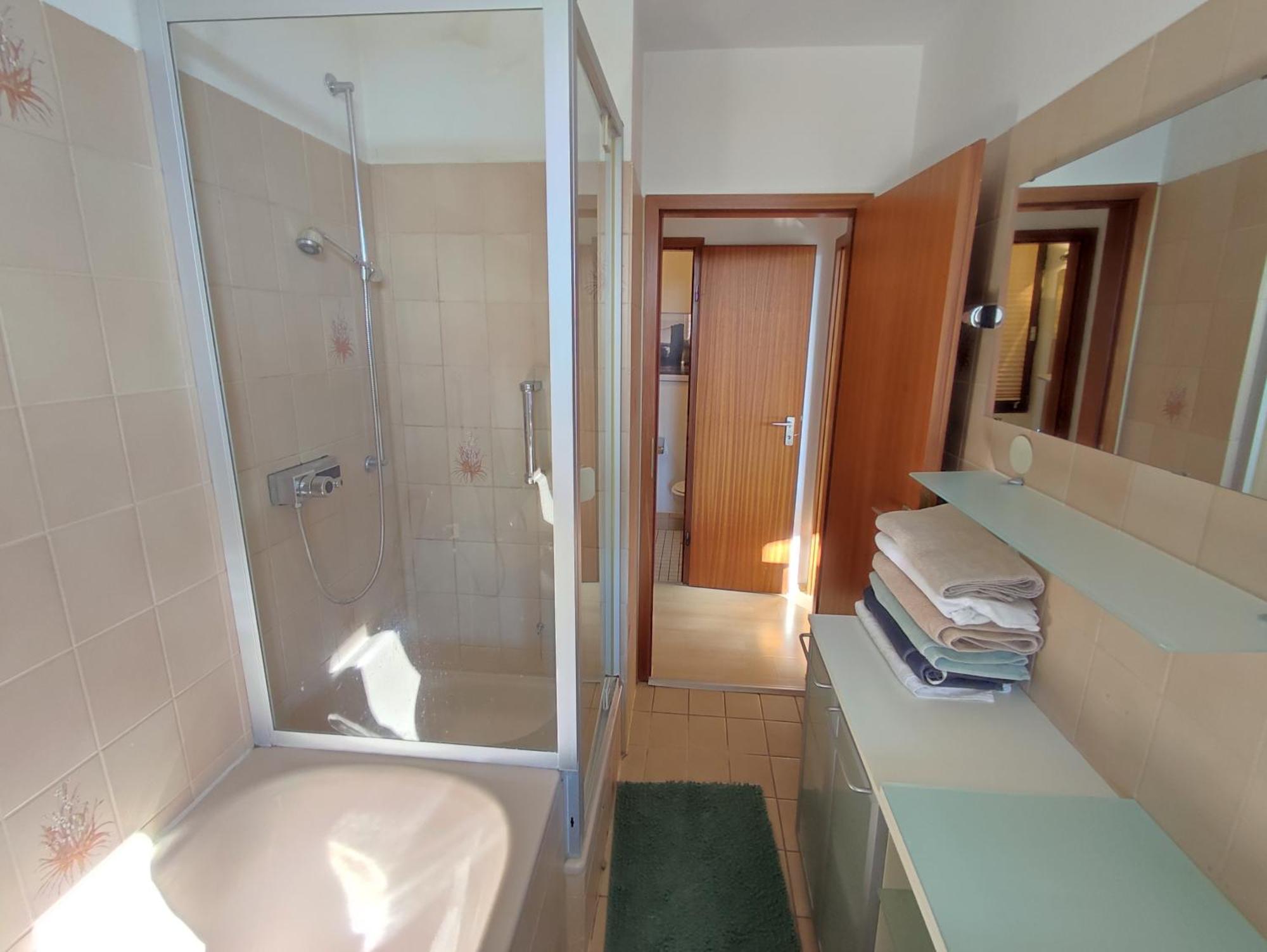ויסבאדן Workation Nature View Mit Balkon, Indoor Pool, Kueche Tiefgarage Auf Anfrage מראה חיצוני תמונה